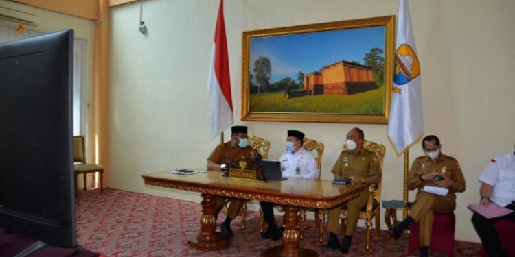 Gubernur Jambi Al Haris Pastikan Stok Minyak Sayur Cukup