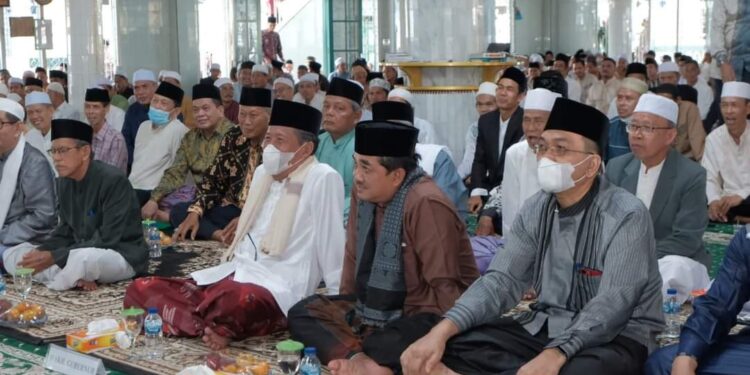 Wagub Bersama Bupati Tanjabbar Hadiri Halal Bihalal dan Reuni Keluarga Besar PHI Kuala Tungkal