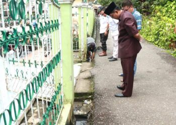 Tinjau Normalisasi Selokan, Bupati Himbau Masyarakat Tak Buang Sampah Sembarangan 
