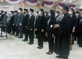 Bupati Tanjabbar Kembali Rombak Pejabat Eselon III dan IV