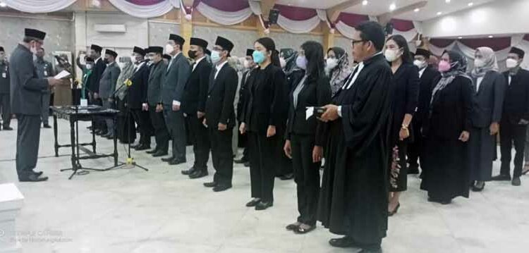 Bupati Tanjabbar Kembali Rombak Pejabat Eselon III dan IV
