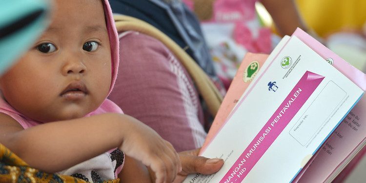 Menkes: Imunisasi Anak Akan Terdata Digital di Aplikasi PeduliLindungi