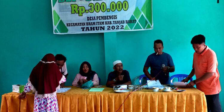 97 KK Desa Pembengis Terima BLT, Warga Ucapkan Terimakasih 