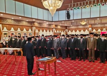 Al Haris Lantik Ratusan Kepala SMA/SMK