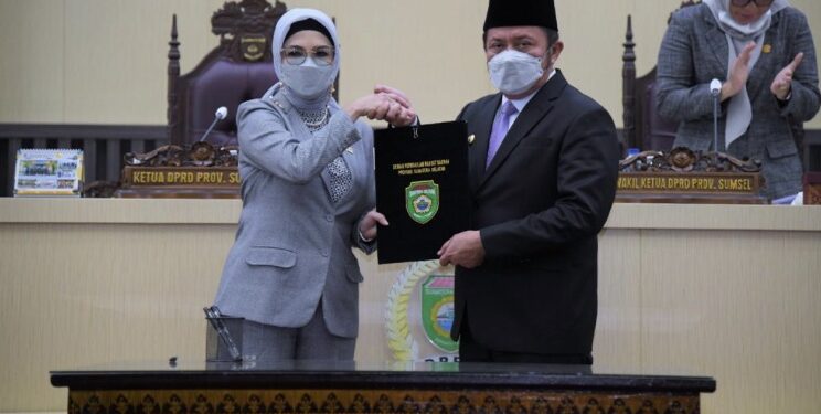 Raperda Jasa Konstruksi Disetujui DPRD Sumsel di Rapat Paripurna