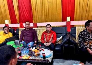 Pimpinan DPRD Hadiri Acara Lelang Dalam Rangka HUT Dewa Sekong Kelenteng Leng San Keng 