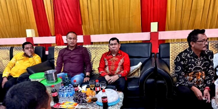 Pimpinan DPRD Hadiri Acara Lelang Dalam Rangka HUT Dewa Sekong Kelenteng Leng San Keng 
