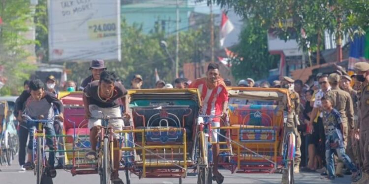 Buka Lomba Balap Becak, Bupati : Kita Lestarikan Kearifan Lokal 