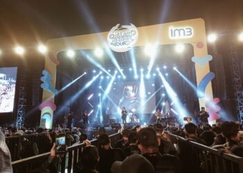 Semarak Konser IM3 Collabonation Tour Jambi, Ribuan Penonton Banjiri Lapangan ex MTQ