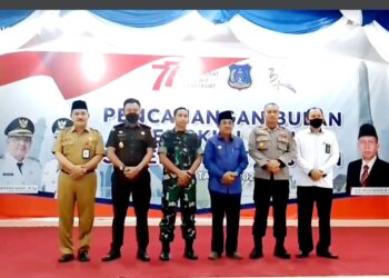 Ditandai Pemukulan Gong, Bupati Buka Acara Bulan Serengkuh Dayung Serentak ke Tujuan