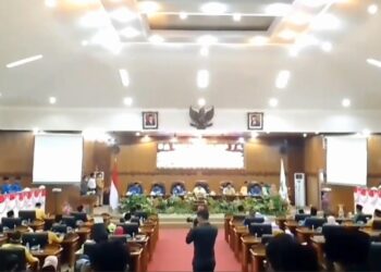 Ketua DPRD Pimpin Rapat Paripurna Istimewa Peringatan Hari Jadi Ke-57 Tanjab Barat
