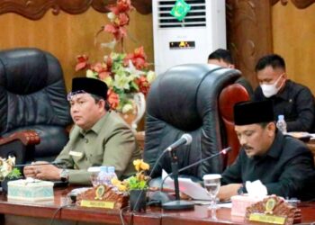 Ucok Mora Pimpin Rapat Paripurna Ke-I DPRD Pengantar Raperda APBD TA-2022