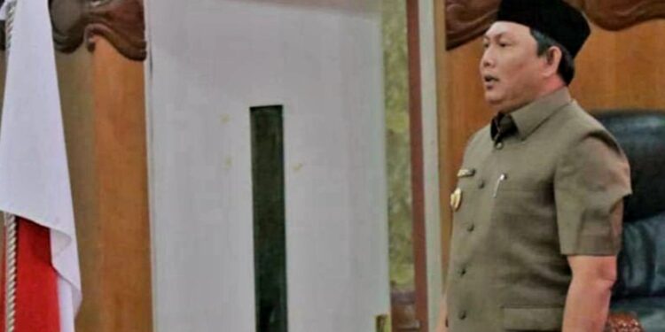 Hadiri Rapat Paripurna Ketiga DPRD, Hairan Wakili Bupati