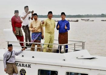 Hairan Hadiri Puncak Kenduri Lawang Swarnabhumi di Kampung Laut Tanjabtim