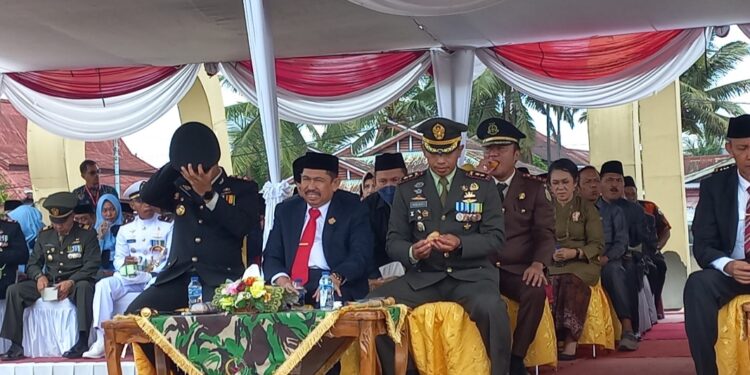 Ketua DPRD Tanjab Barat Ikuti Upacara HUT TNI Ke-77