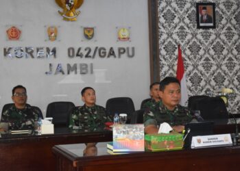 Danrem 042/Gapu Melalui Vicon Ikuti Taklimat Awal Wasrik BPK RI