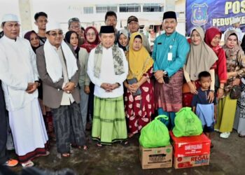 Tinjau Lokasi Kebakaran Pasar Ampera, Gubernur Didampingi Bupati Tanjabbar 