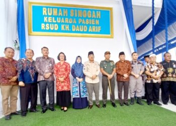 Anwar Sadat Resmikan Rumah Singgah Keluarga Pasien RSUD KH. Daud Arif