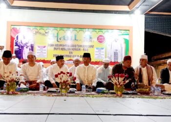 Ke Tembilahan, Ketua DPRD Tanjabbar Hadiri Haul Akbar Tuan Guru Sapat Ke-86
