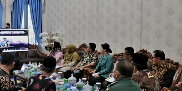 Anwar Sadat Gelar Pertemuan Virtual Terkait Percepatan Penurunan Stunting Tingkat Kecamatan