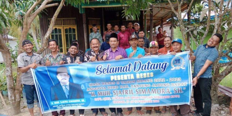 Reses ke Desa Kemuning, Ucok Mora Disambut Hangat Kades dan Masyarakat