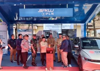Pertama di Jambi, Gubernur Al Haris Resmikan SPKLU Bebas Polusi Udara dan Suara