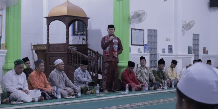Usai Safari Ramadhan, Edi Purwanto Cek Gorong-gorong yang Rusak di Kasang Pudak