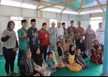 Bersama Bupati, Ketua DPRD Kunjungi Mushola Ar-Rahman Desa Pematang Lumut