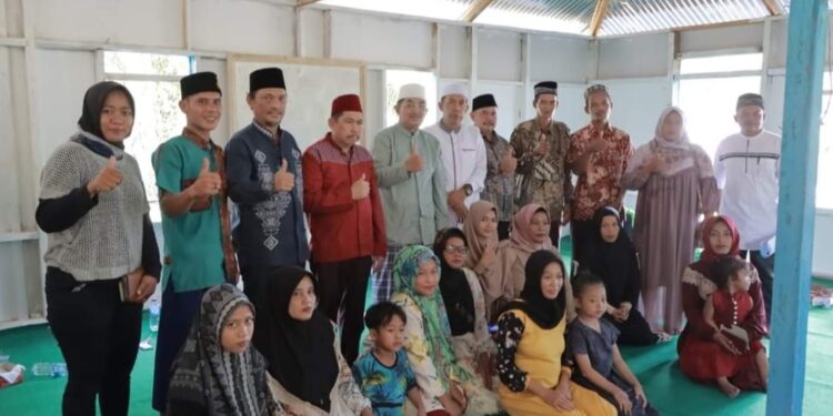 Bersama Bupati, Ketua DPRD Kunjungi Mushola Ar-Rahman Desa Pematang Lumut