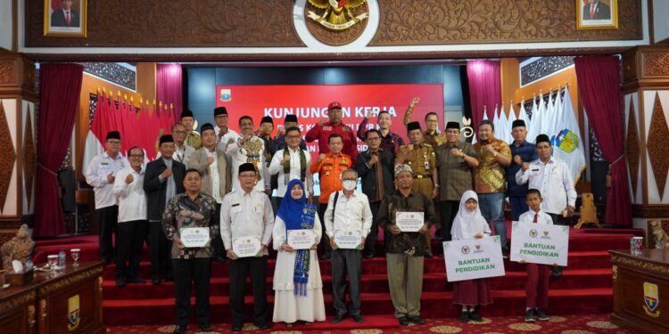 Al Haris Terima Kunjungan Kerja Komisi VIII DPR RI