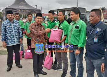 Hadiri Peringatan May Day, Ketua DPRD Inginkan Buruh Tanjabbar Lebih Sejahtera