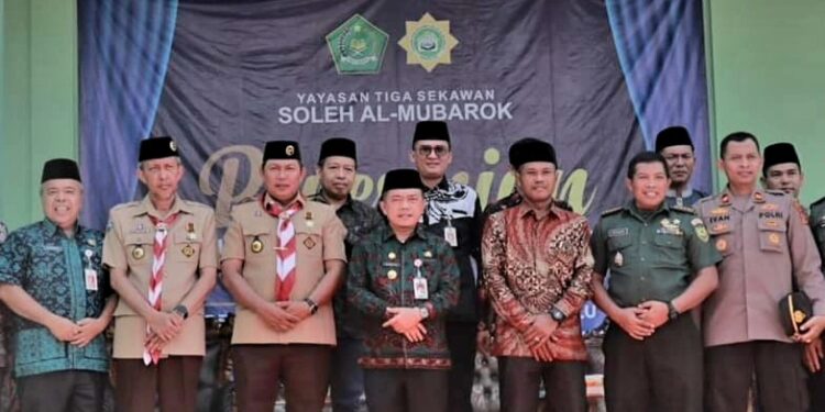Ikut Resmikan MTs Soleh Al-Mubarok, Wabup, Apresiasi Yayasan Tiga Sekawan