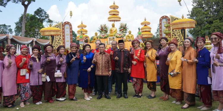 AL HARIS: JAMBI TEMPAT BERSEJARAH BAGI UMAT BUDHA