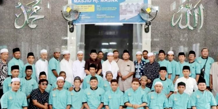 Resmikan Masjid Balai Marga, Anwar Sadat Apresiasi Keluarga Hj. Masna Balai Marga