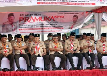 Anwar Sadat Terima Penghargaan Lencana Melati Pada Peringatan Hari Pramuka Ke-62 Provinsi Jambi