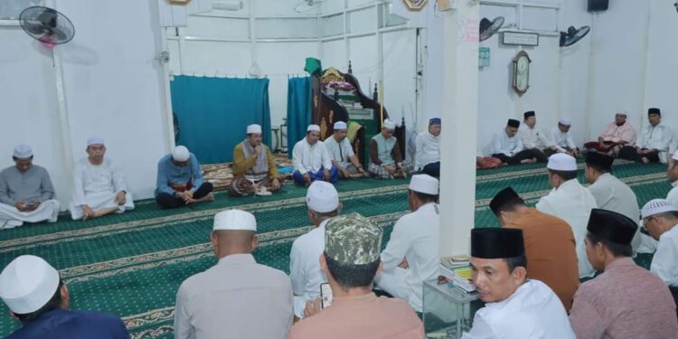 Safari Subuh di Masjid Sa’adatul Abadiyah, Anwar Sadat Jelaskan UU Karhutla