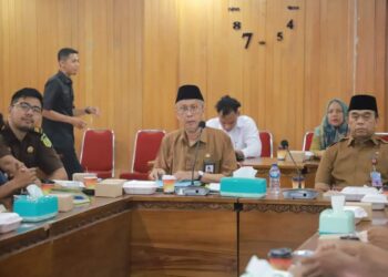 Sekda Tanjabbar Ikuti Rakor Rutin Pengendalian Inflasi Daerah Tahun 2023