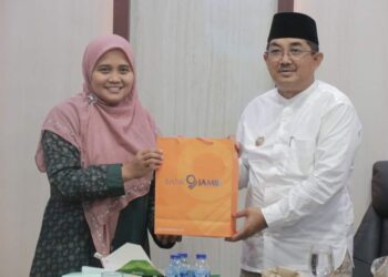 Anwar Sadat Minta Bank Jambi Jaga Kepercayaan Masyarakat Tanjabbar 