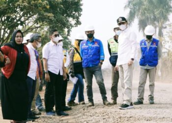 Tinjau Progres Perbaikan Jalan, Edi Purwanto: Kita Minta Kualitas Jalannya Harus Bagus Demi Kelancaran Sektor Industri