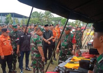 Edi Purwanto Dampingi KASAD Gelar Personel dan Perlengkapan Satgas Karhutla di Provinsi Jambi