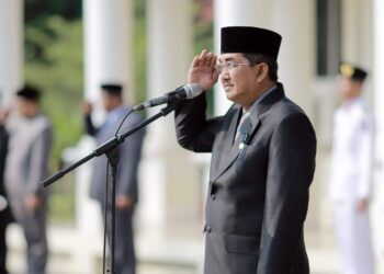 Jasi Irup Upacara Hari Pahlawan, Anwar Sadat Bacakan Amanat Menteri Sosial 
