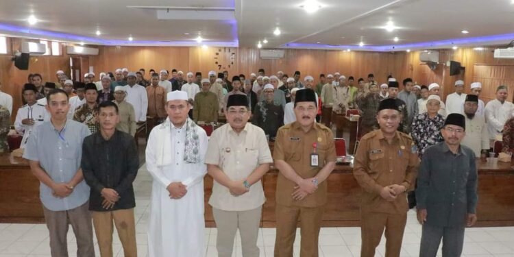 Bupati Anwar Sadat Pimpin Pembukaan Pembinaan Da’i Pembina Desa/Kelurahan Tahun 2023