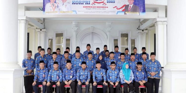 Peringati HUT Korpri ke-52, Anwar Sadat Minta ASN Jadi Teladan di Masyarakat
