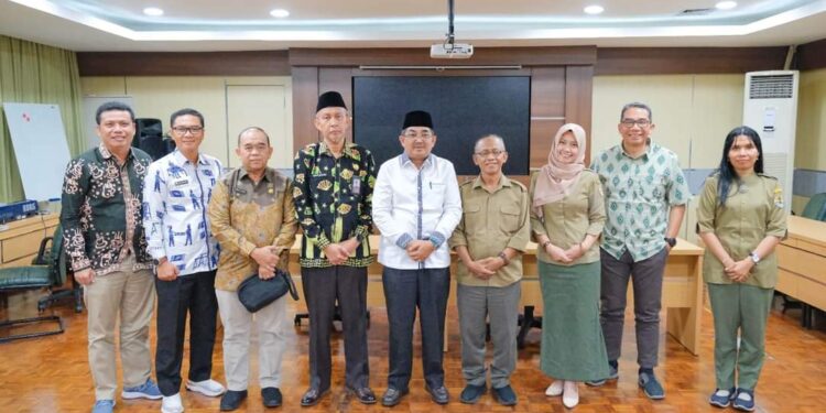 Anwar Sadat Audiensi dengan Dirjen DAS dan Rehabilitasi Hutan