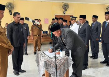 Bupati Kembali Rombak Kabinet, 21 Pejabat di Lingkup Pemkab Tanjabbar Dilantik