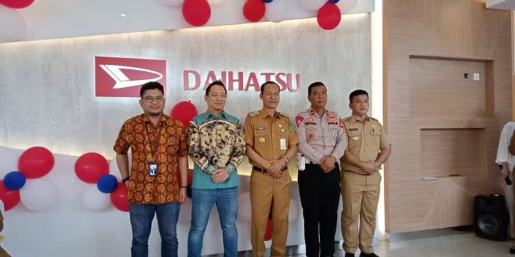 PJ Walikota Resmikan Gedung Baru Astra Daihatsu, Dorong Pertumbuhan Ekonomi Kota Nanas