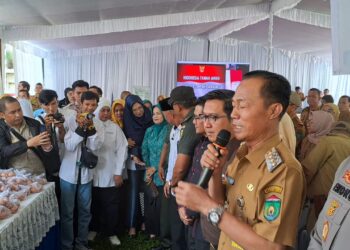 Gerakan Pengendalian Inplasi, PJ Walikota Resmikan Pasar Murah