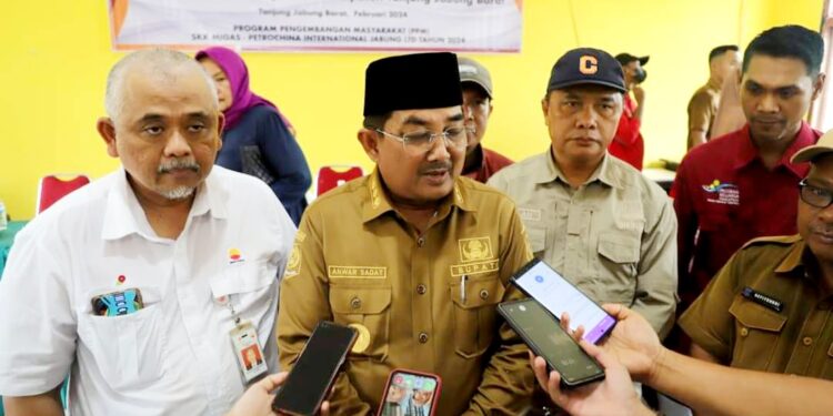 Pediuli Korban Banjir, Bupati Salurkan Bantuan Bencana dari PetroChina