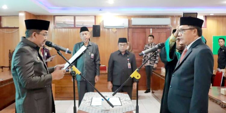 Lantik Dahlan Sebagai Pj. Sekda, Bupati Tegaskan Serius Evaluasi Kinerja OPD