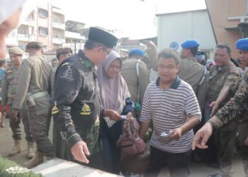 Pastikan Sembako dan Gas Tercukupi Jelang Ramadhan Bupati Tinjau Operasi Pasar